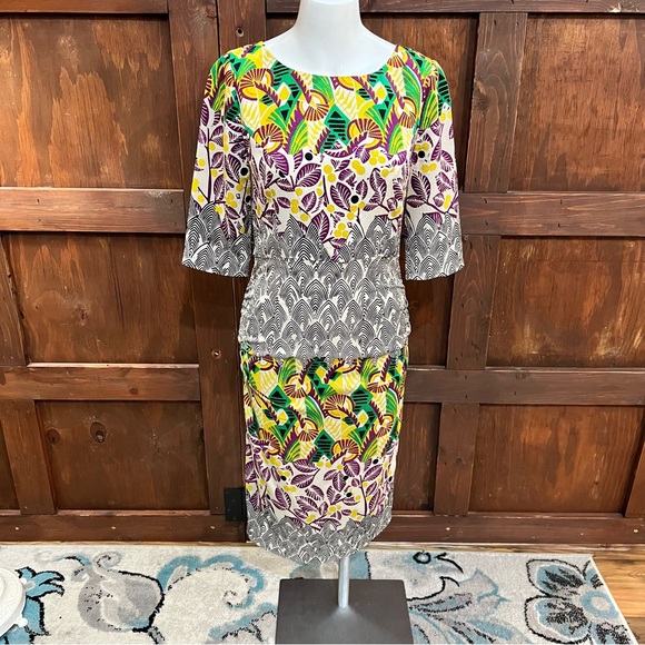 Tracy Reese Dresses & Skirts - Tracy Reese Vibrant Floral Midi Dress